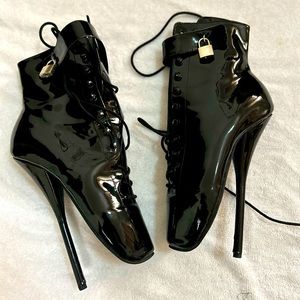 DEVIOUS FETISH BALLERINA HEELS Pleaser